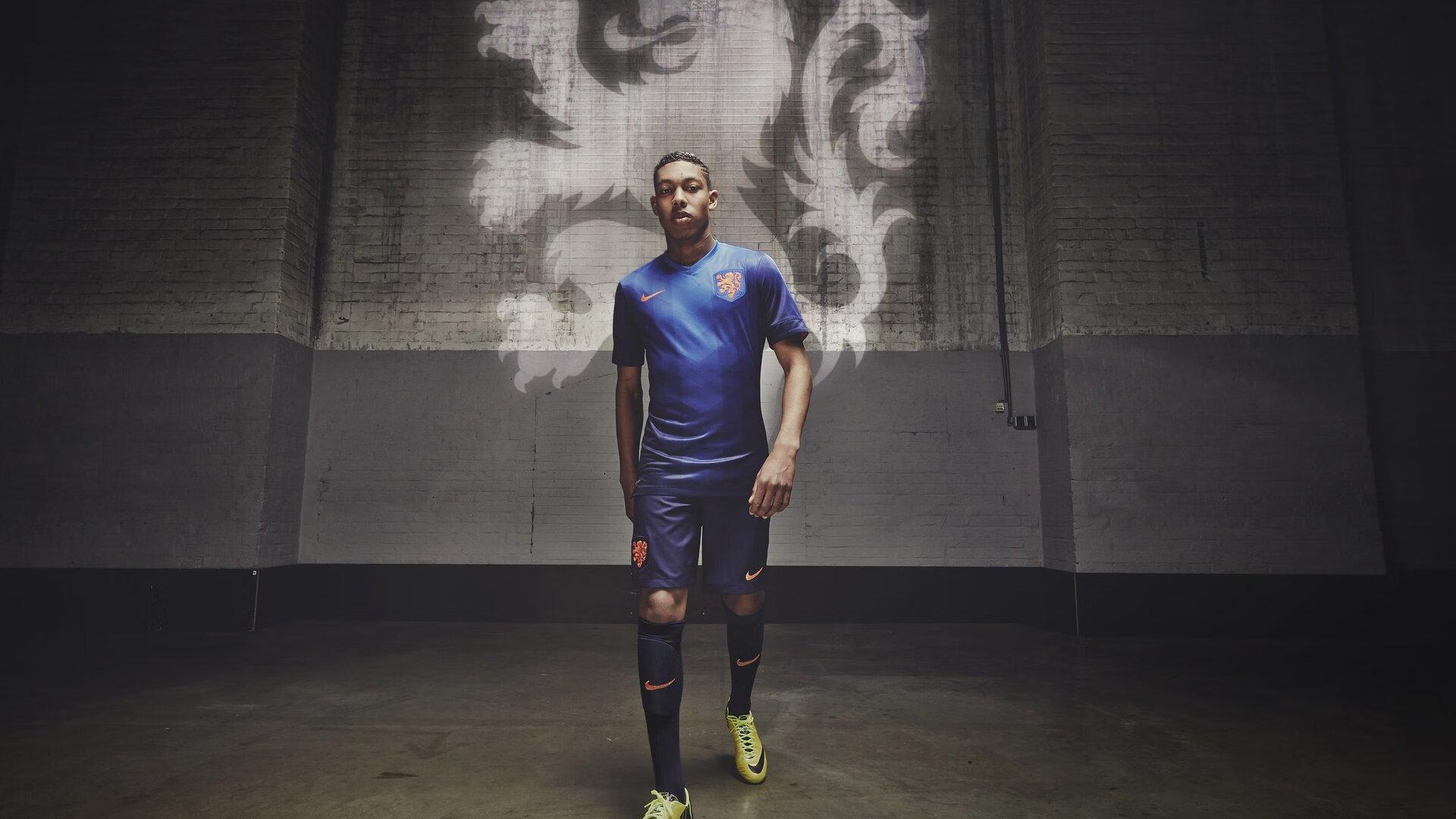 2026世界杯预选赛激战正酣,多支豪门球队提前锁定席位,亚洲区竞争白热化_B体育