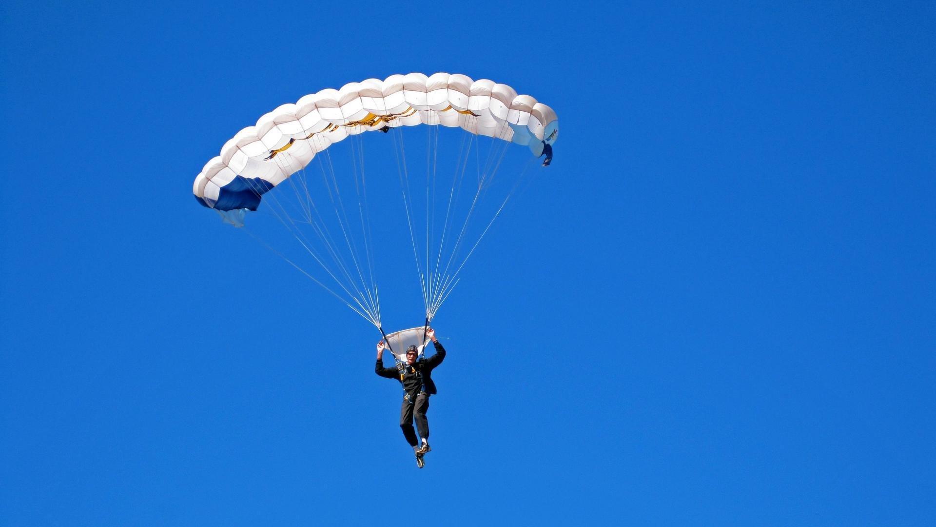 B体育官方网站|国家体育总局发布新政策 推动全民健身与竞技体育协同发展