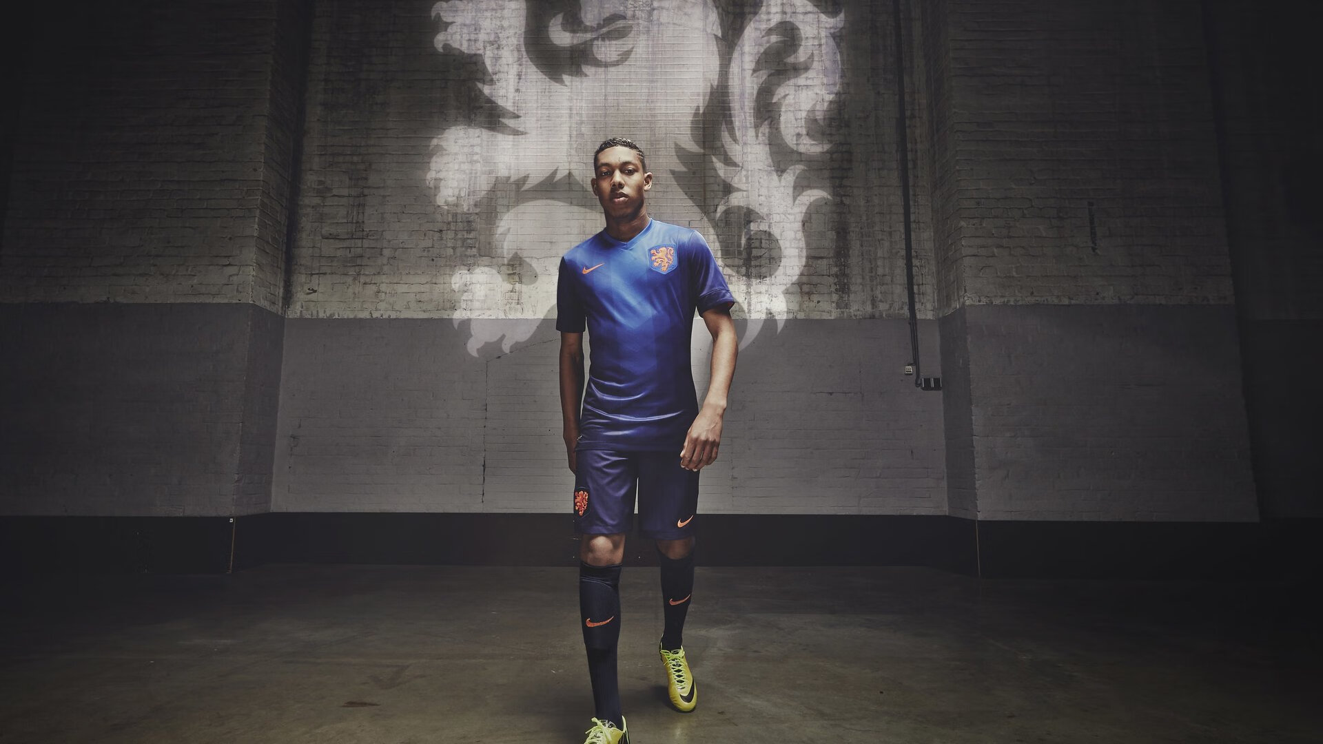 冰球联赛激战正酣,豪门对决引爆冬季热潮【B体育平台】