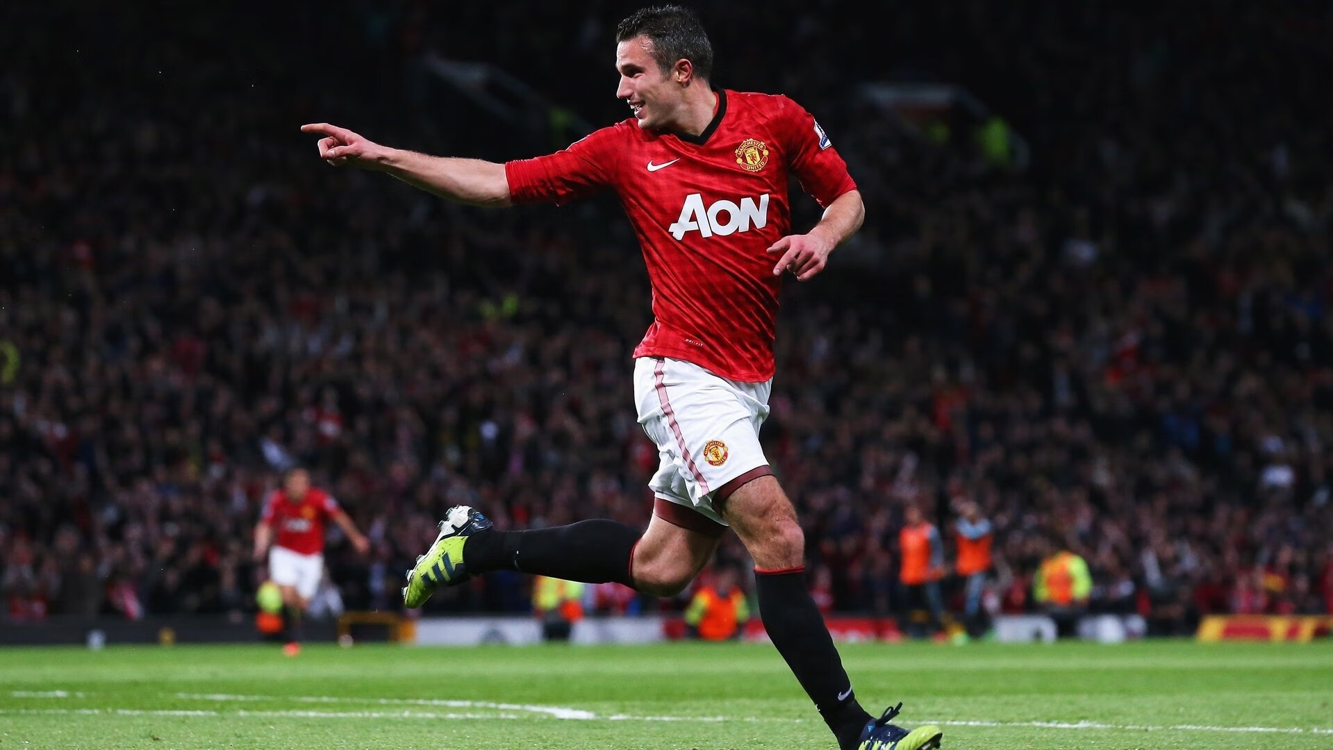 冰雪运动热潮席卷全国，各地掀起冬季健身新时尚