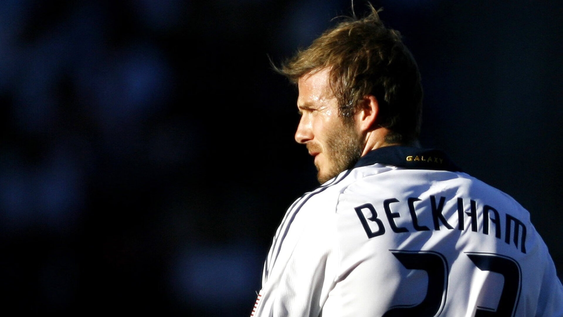 B体育平台_球迷文化的力量,从看台到社区,体育精神如何凝聚人心